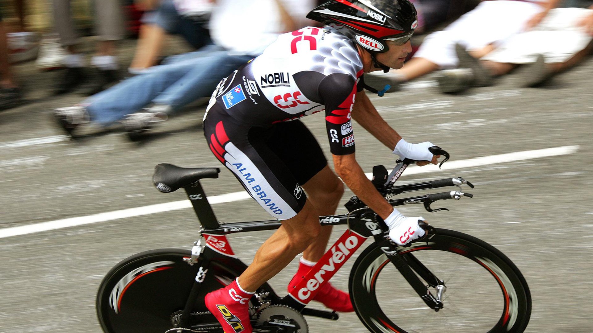 电竞与传统体育深度融合，跨界创新不断推进，电竞能和体育相提并论